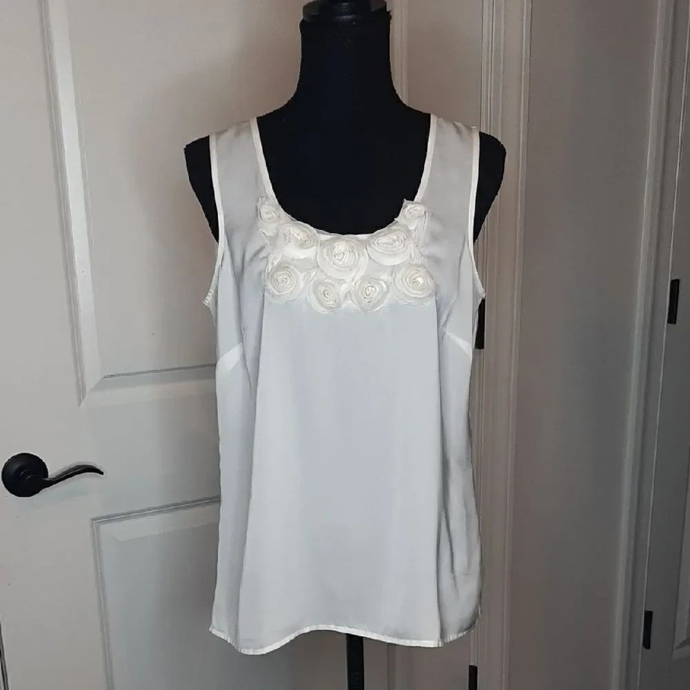 LOFT White Sleeveless Top with Floral Detail